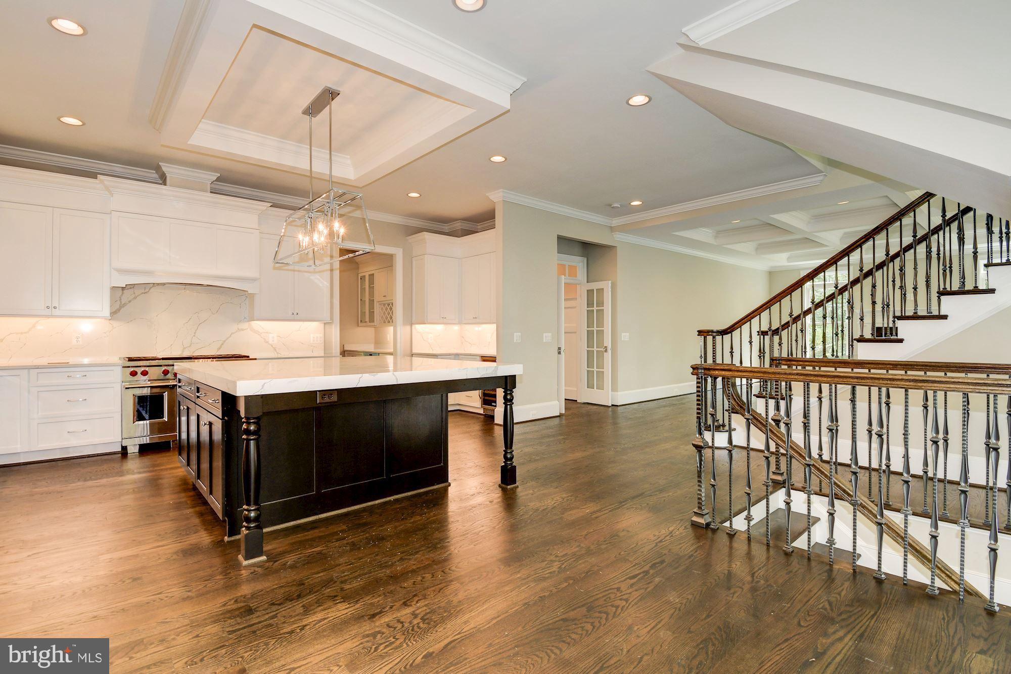 1352 Pine Tree Road McLean, VA 22101 - Photo 22 of 117 Gallery Image 22