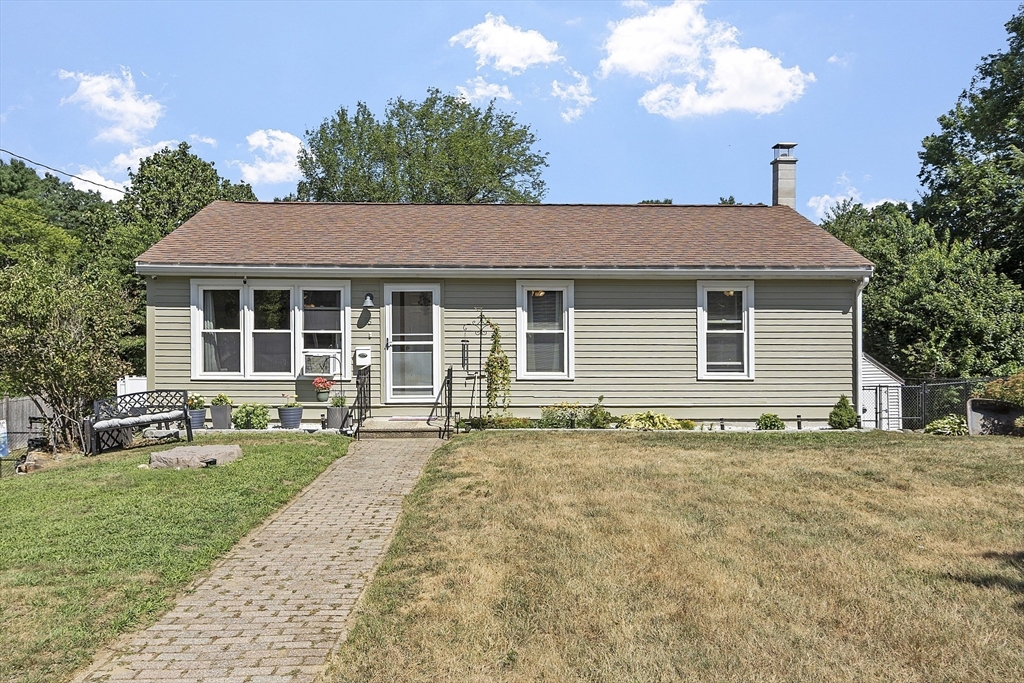 16 Walnut Street Templeton, MA 01436 - Photo 1 of 41 Gallery Image 1