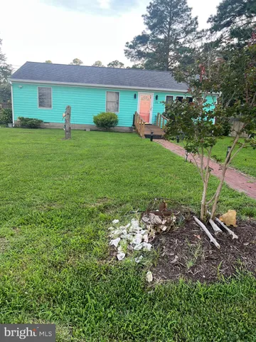 $2,500 | 126-126 Connie Drive, Hague, VA 22469