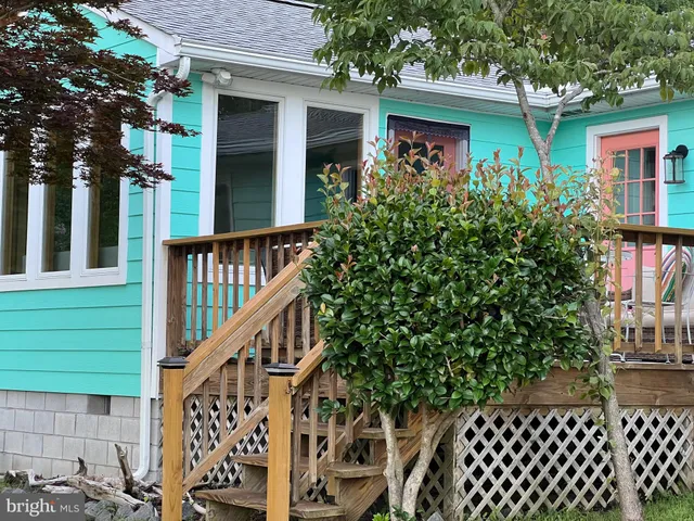 $2,500 | 126-126 Connie Drive, Hague, VA 22469