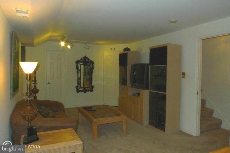 8495 Springfield Oaks Drive Springfield, VA 22153 - Photo 11 of 24 Family Room