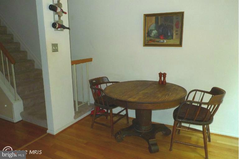 8495 Springfield Oaks Drive Springfield, VA 22153 - Photo 7 of 24 Interior (General)