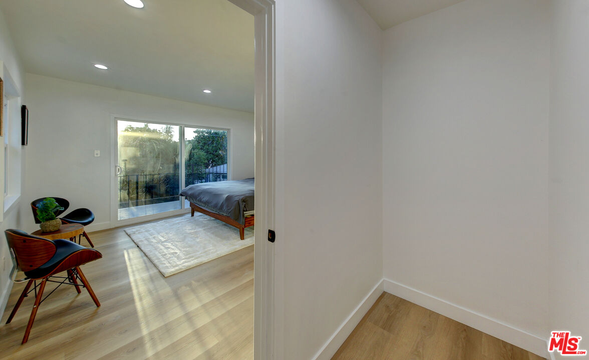 1805 Parkview Drive Alhambra, CA 91803 - Photo 15 of 36