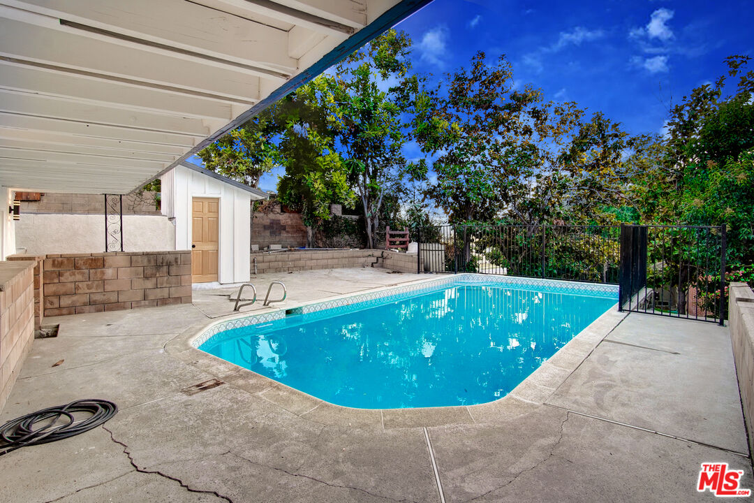 1805 Parkview Drive Alhambra, CA 91803 - Photo 20 of 36