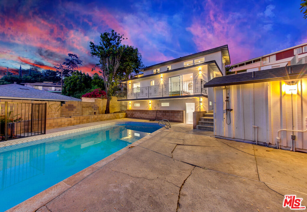 1805 Parkview Drive Alhambra, CA 91803 - Photo 22 of 36