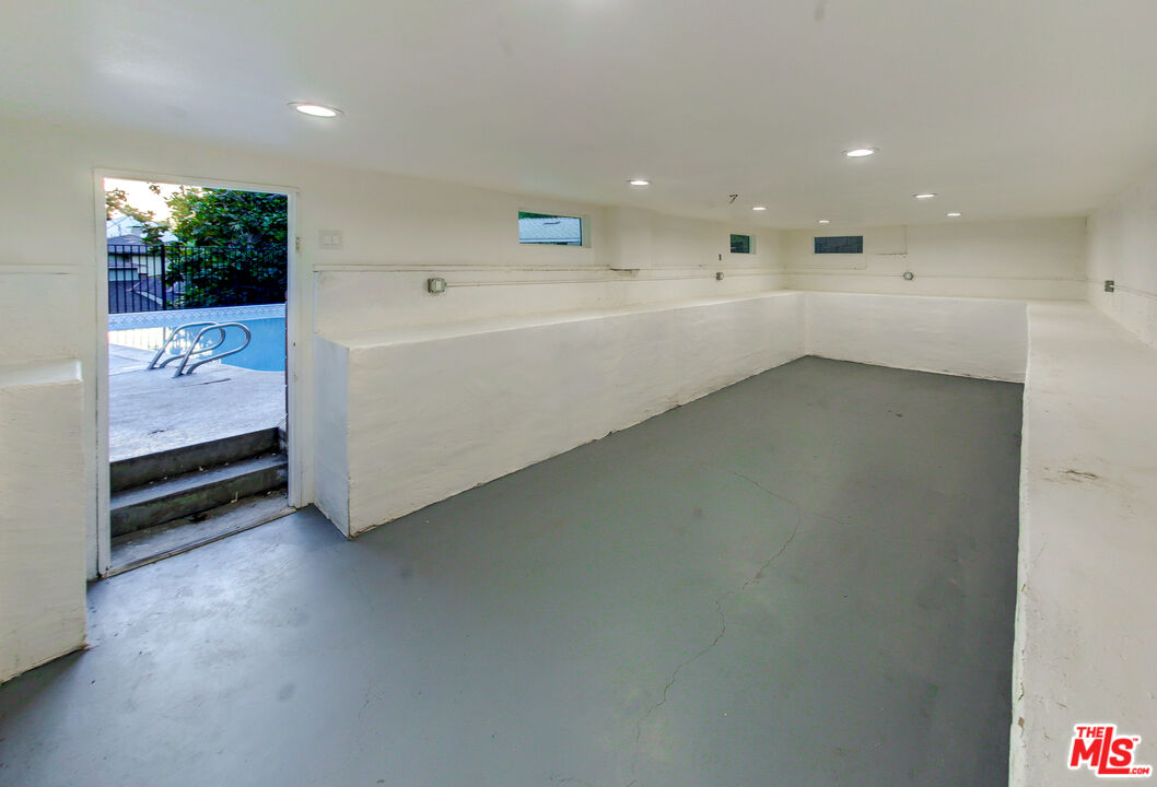 1805 Parkview Drive Alhambra, CA 91803 - Photo 27 of 36