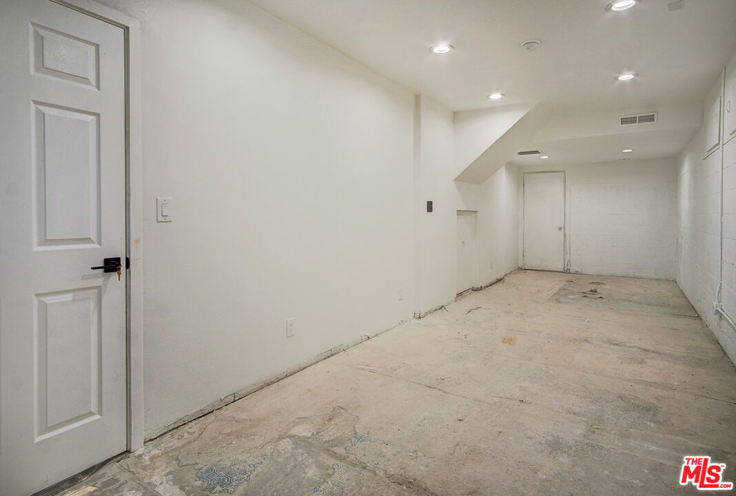 1805 Parkview Drive Alhambra, CA 91803 - Photo 28 of 36