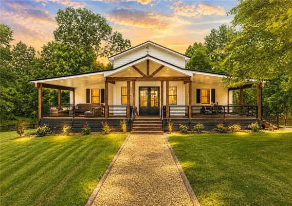 $1,495,000 | 2086 Burnt Mountain Road, Ellijay, GA 30536