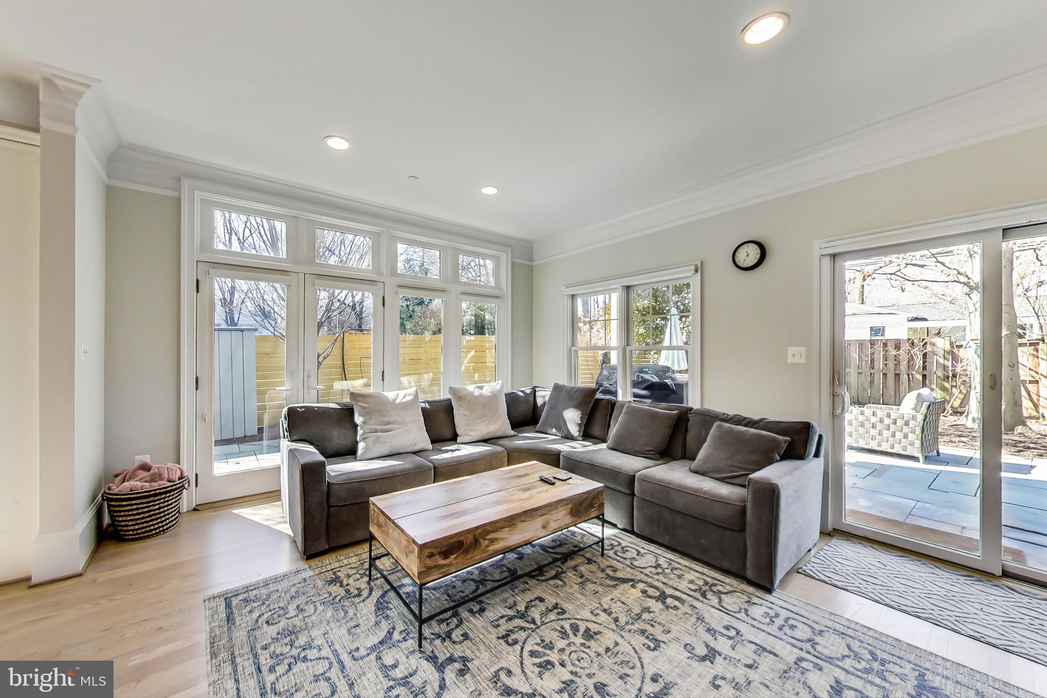 5922 Walhonding Road Bethesda, MD 20816 - Photo 17 of 65 Family Room