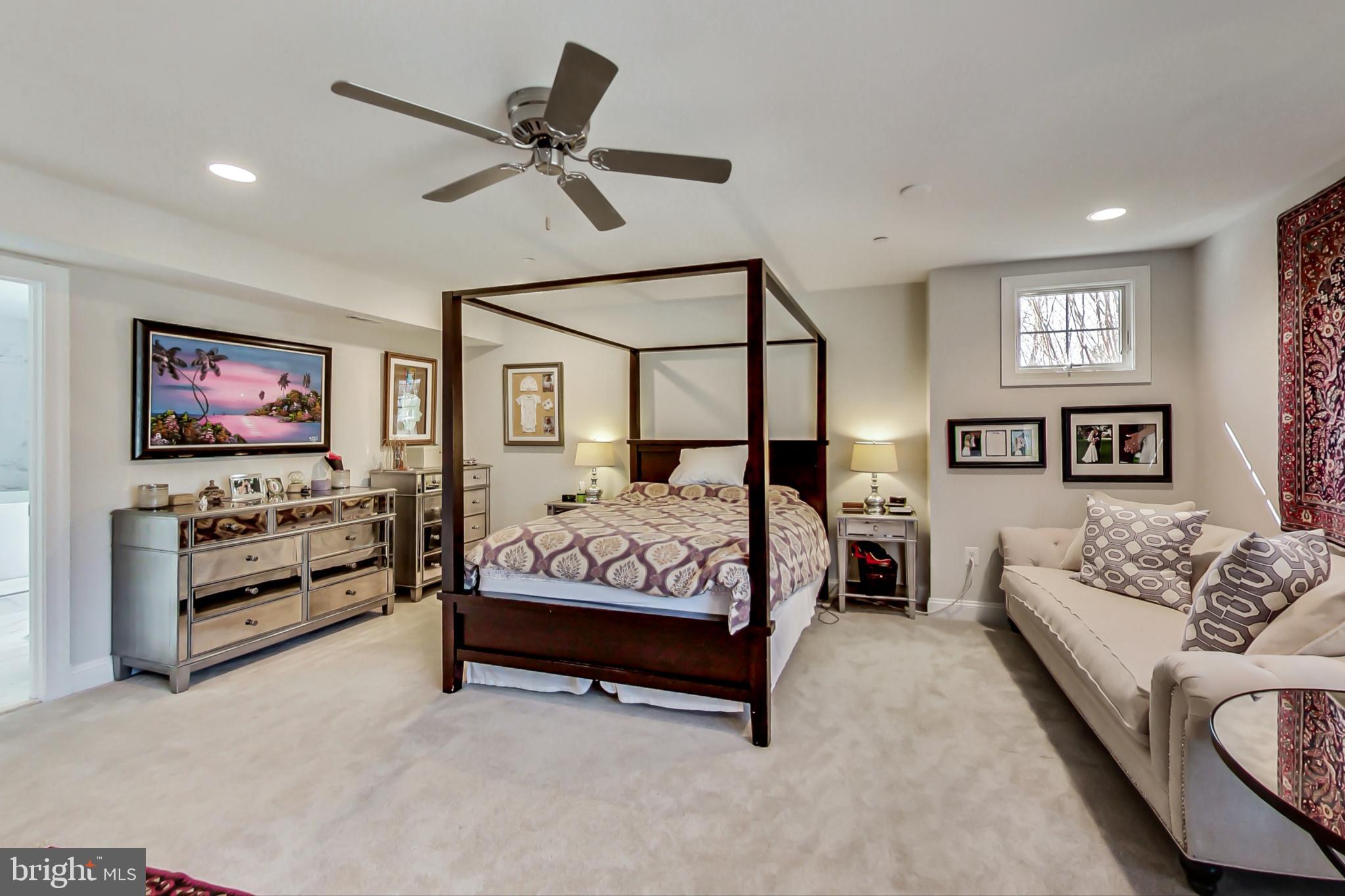 5922 Walhonding Road Bethesda, MD 20816 - Photo 23 of 65 Primary Bedroom