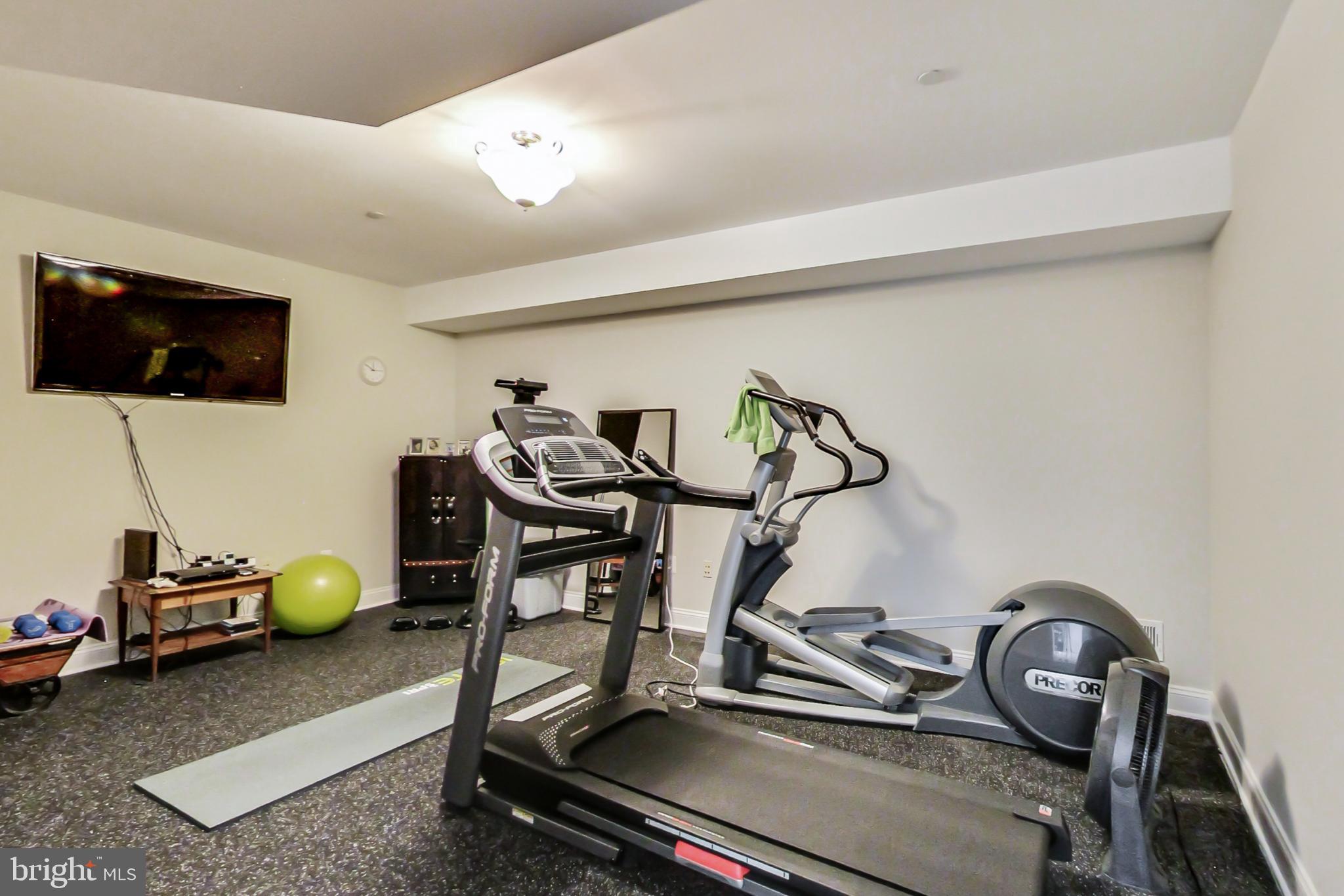 5922 Walhonding Road Bethesda, MD 20816 - Photo 50 of 65 Exercise Room