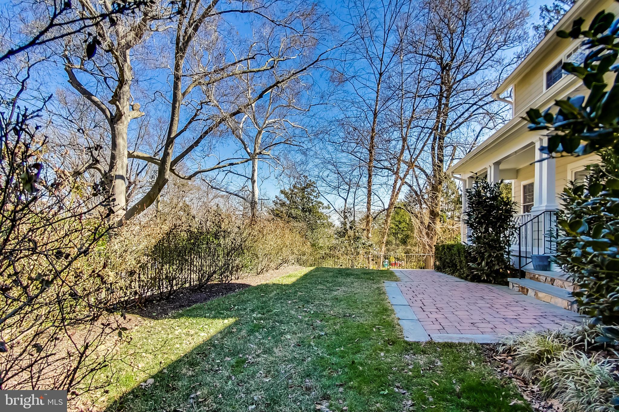 5922 Walhonding Road Bethesda, MD 20816 - Photo 53 of 65 Side Yard