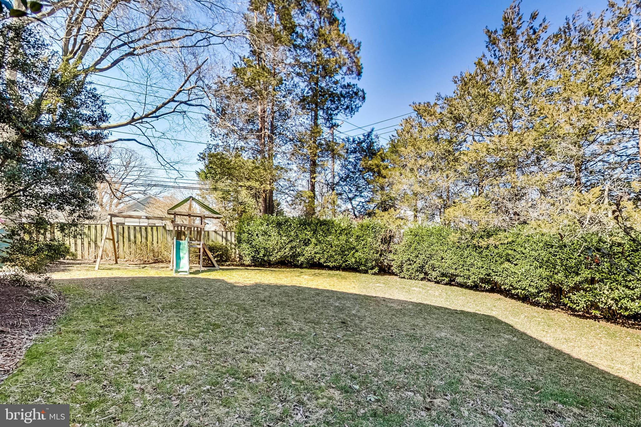 5922 Walhonding Road Bethesda, MD 20816 - Photo 57 of 65 Side Yard