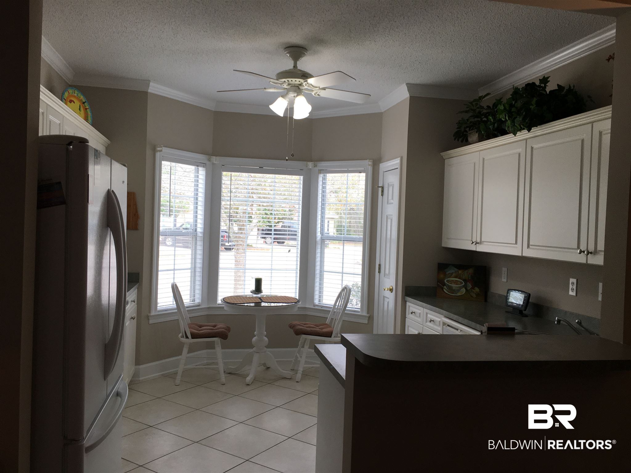 430 West Fort Morgan Road, Unit 303 Gulf Shores, AL 36542 - Photo 8 of 27 Kitchen
