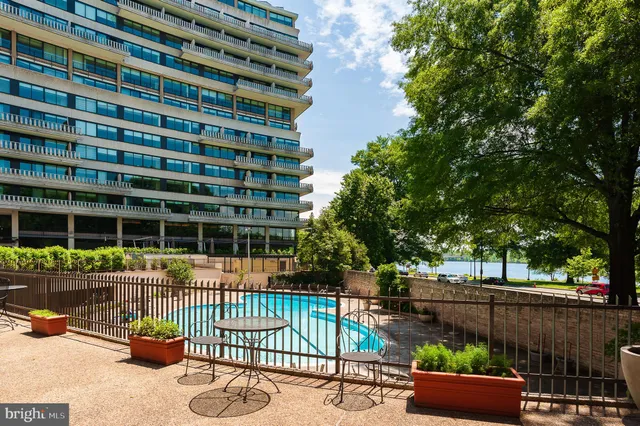 $798,000 | 2700 Virginia Avenue Northwest, Unit 109, Washington, DC 20037