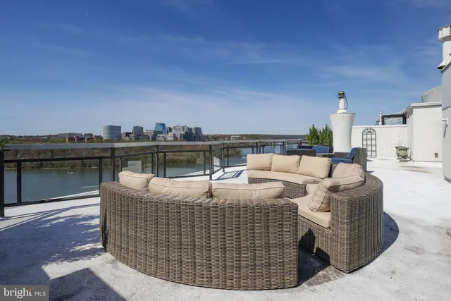 $798,000 | 2700 Virginia Avenue Northwest, Unit 109, Washington, DC 20037