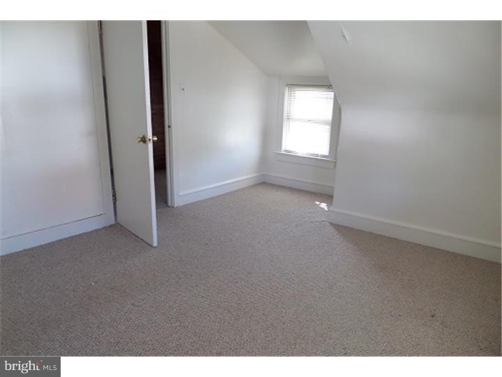 223 Dickinson Road Glassboro, NJ 08028 - Photo 9 of 11