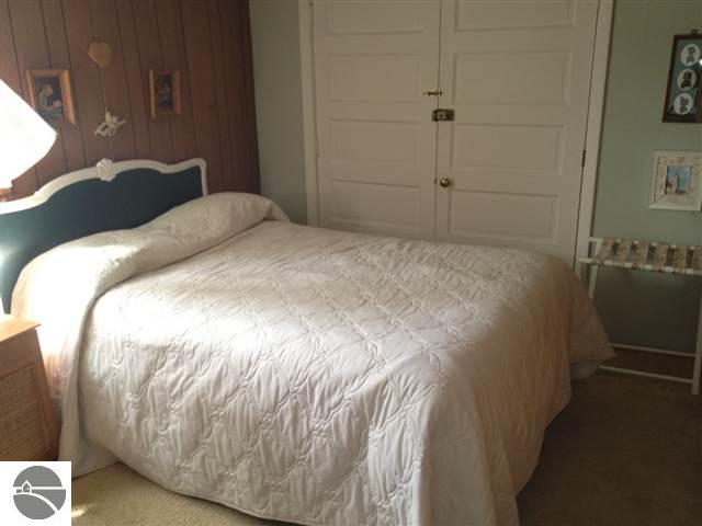 4317 Greilick Road Traverse City, MI 49696 - Photo 8 of 22 1737937-7.JPG
