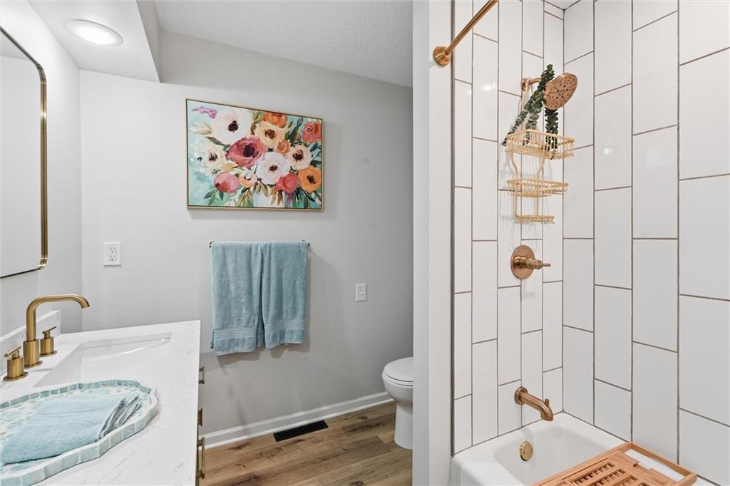 8531 Long Street Lenexa, KS 66215 - Photo 22 of 30