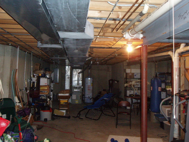 289 Butte View Drive Bolingbrook, IL 60490 - Photo 18 of 19 a view of a room with gym equipment
