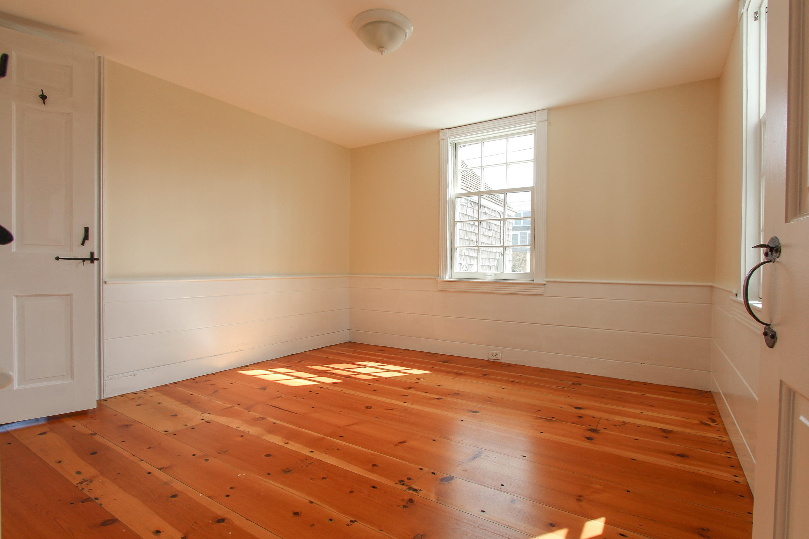 64 Short Beach Road Centerville, MA 02632 - Photo 27 of 35 1st Floor Bedroom