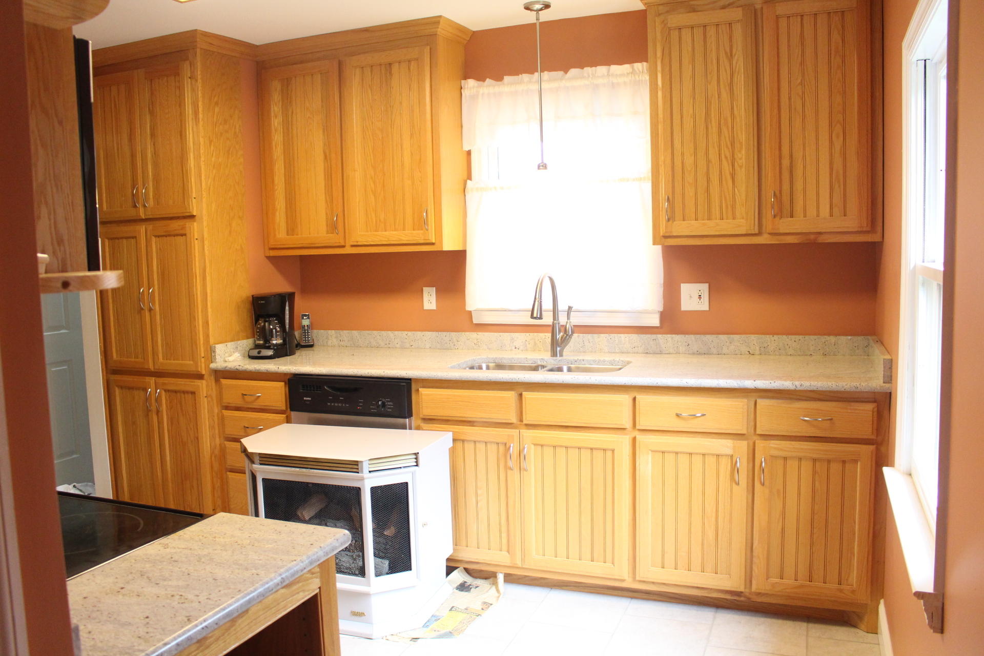 2710 Hamill Road Hixson, TN 37343 - Photo 3 of 9 IMG_0826