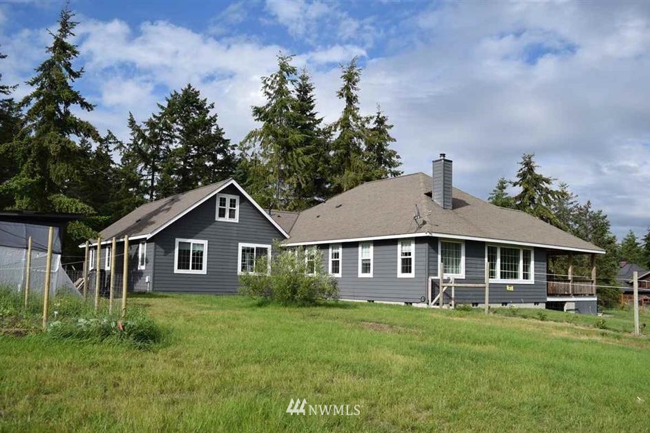 1711 Happy Valley Road Sequim, WA 98382 - Photo 3 of 25