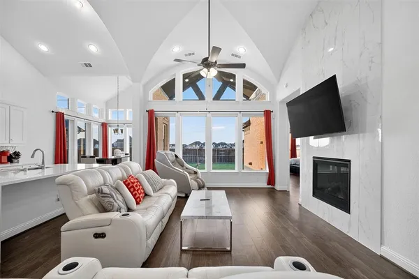 $3,900 | 405 Rock Rose Lane, Richardson, TX 75080