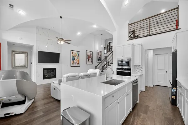 $3,900 | 405 Rock Rose Lane, Richardson, TX 75080