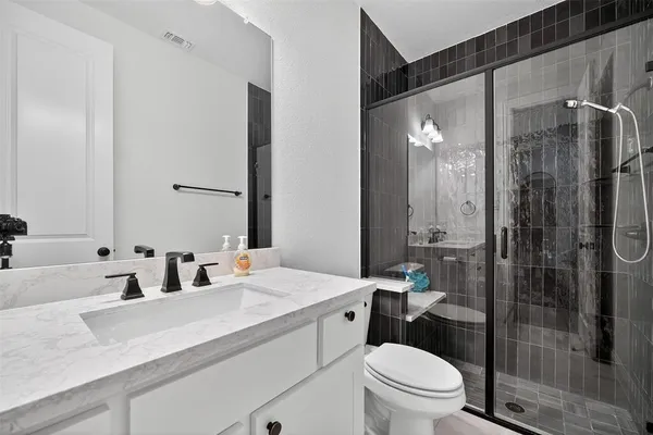 $3,900 | 405 Rock Rose Lane, Richardson, TX 75080