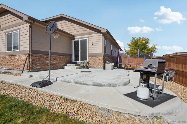 a view of a house with entertaining space