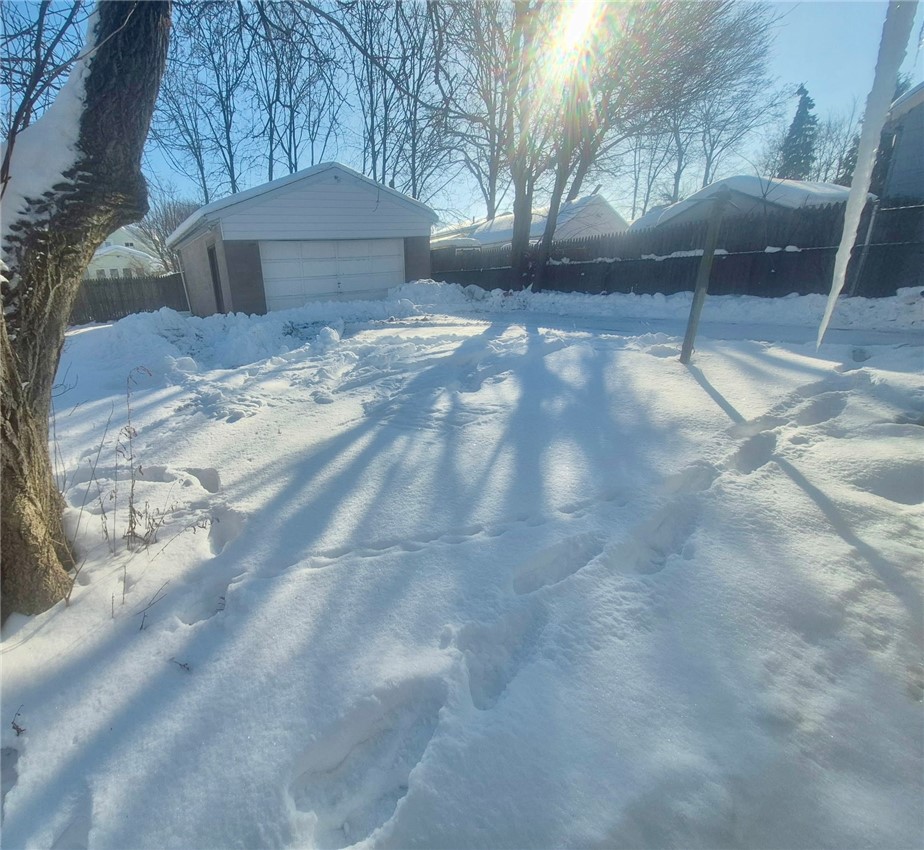 172 Moulson Street Rochester, NY 14621 - Photo 2 of 23