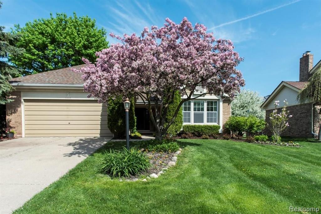 1634 Hillside Lane Rochester Hills, MI 48307 - Photo 3 of 61