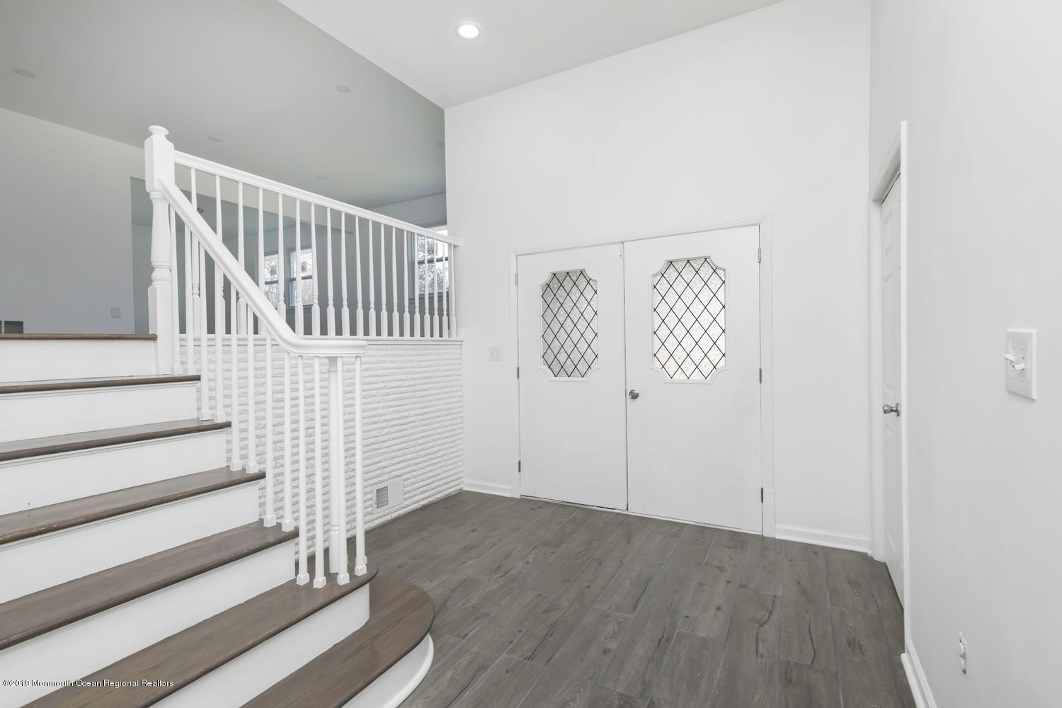 111 Stavola Road Middletown, NJ 07748 - Photo 3 of 27 Foyer