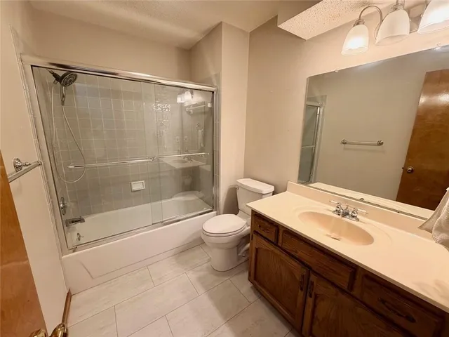 $349,900 | 1213 Northeast Ball Drive, Lee's Summit, MO 64086