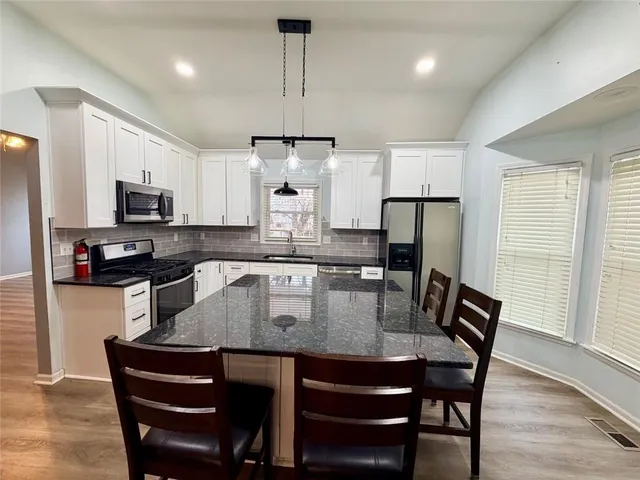 $349,900 | 1213 Northeast Ball Drive, Lee's Summit, MO 64086