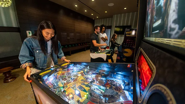 $8,750 | 555 10th Avenue, Unit PHA | Hudson Yards