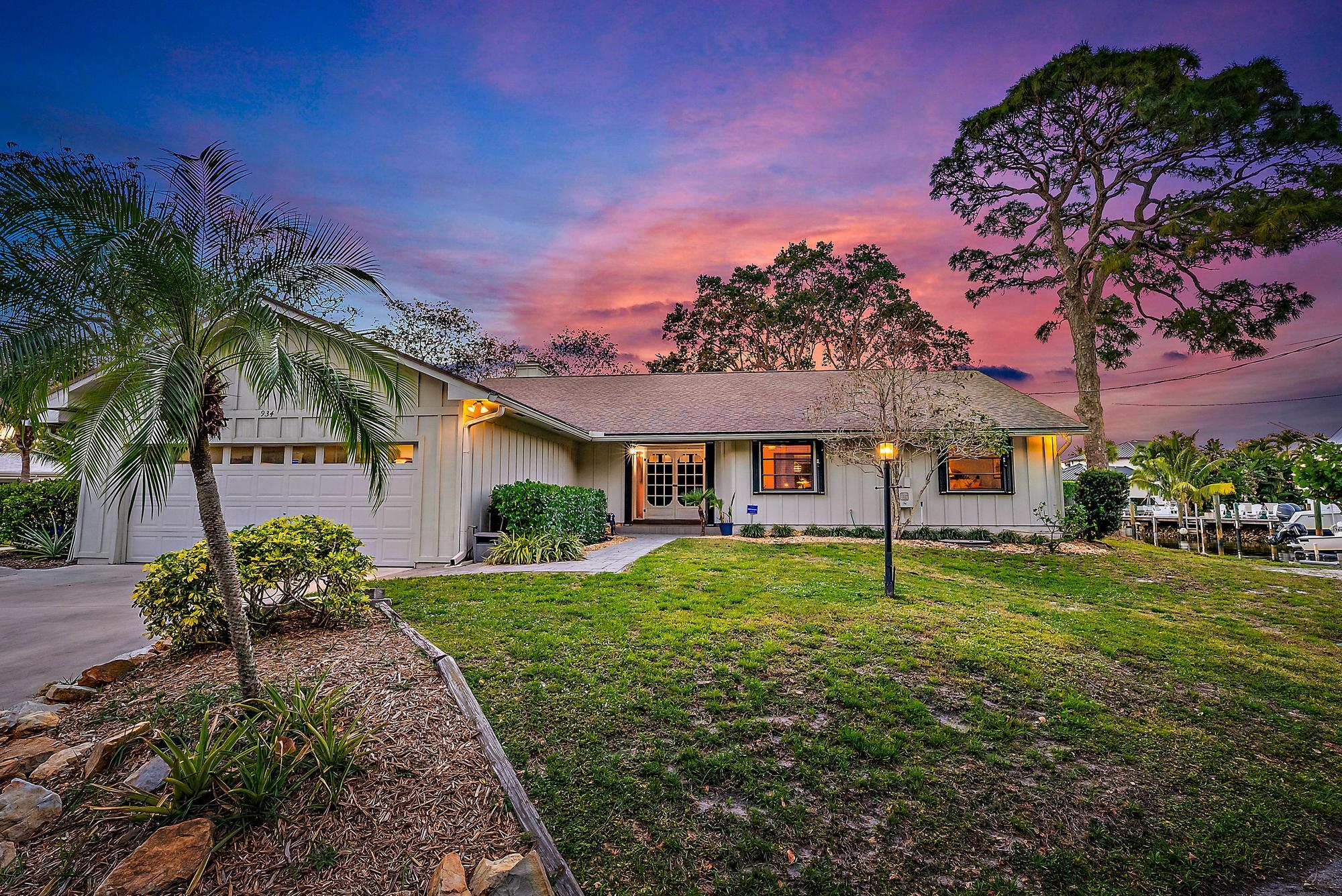 934 Penn Trail Jupiter, FL 33458 - Photo 45 of 54 Front view