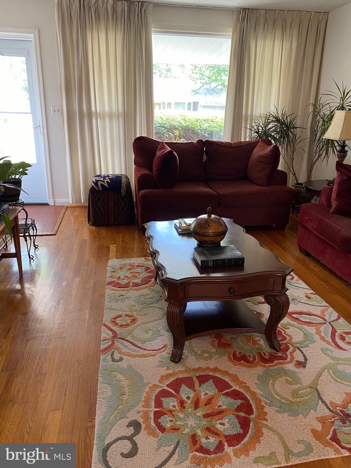 3428 Ripple Road Baltimore, MD 21244 - Photo 4 of 32