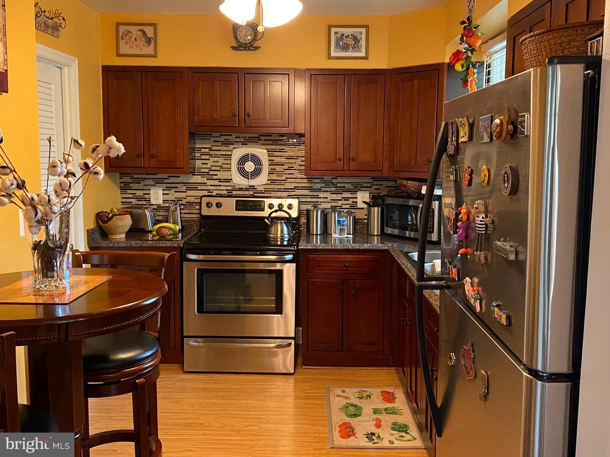 3428 Ripple Road Baltimore, MD 21244 - Photo 5 of 32