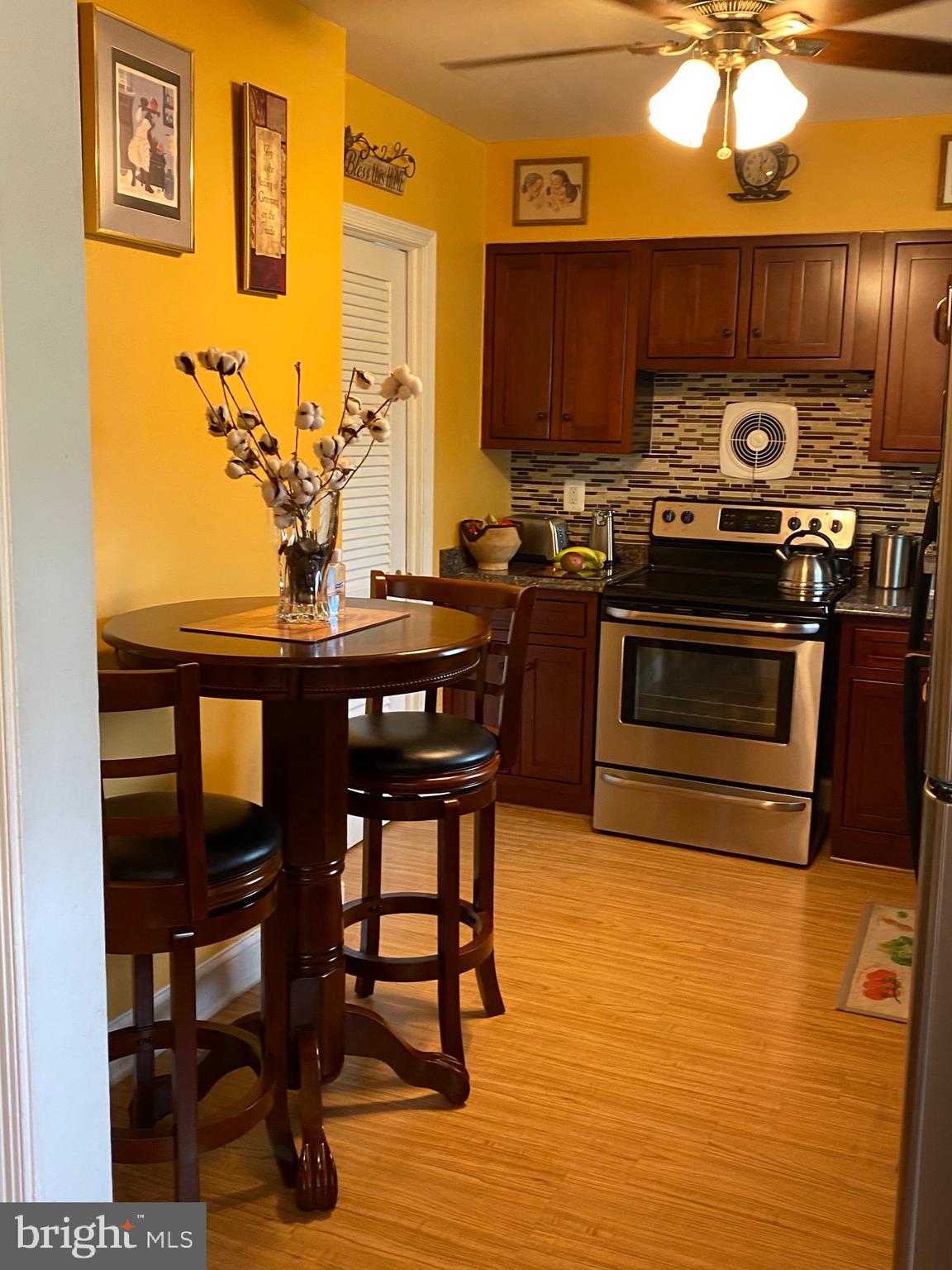 3428 Ripple Road Baltimore, MD 21244 - Photo 6 of 32