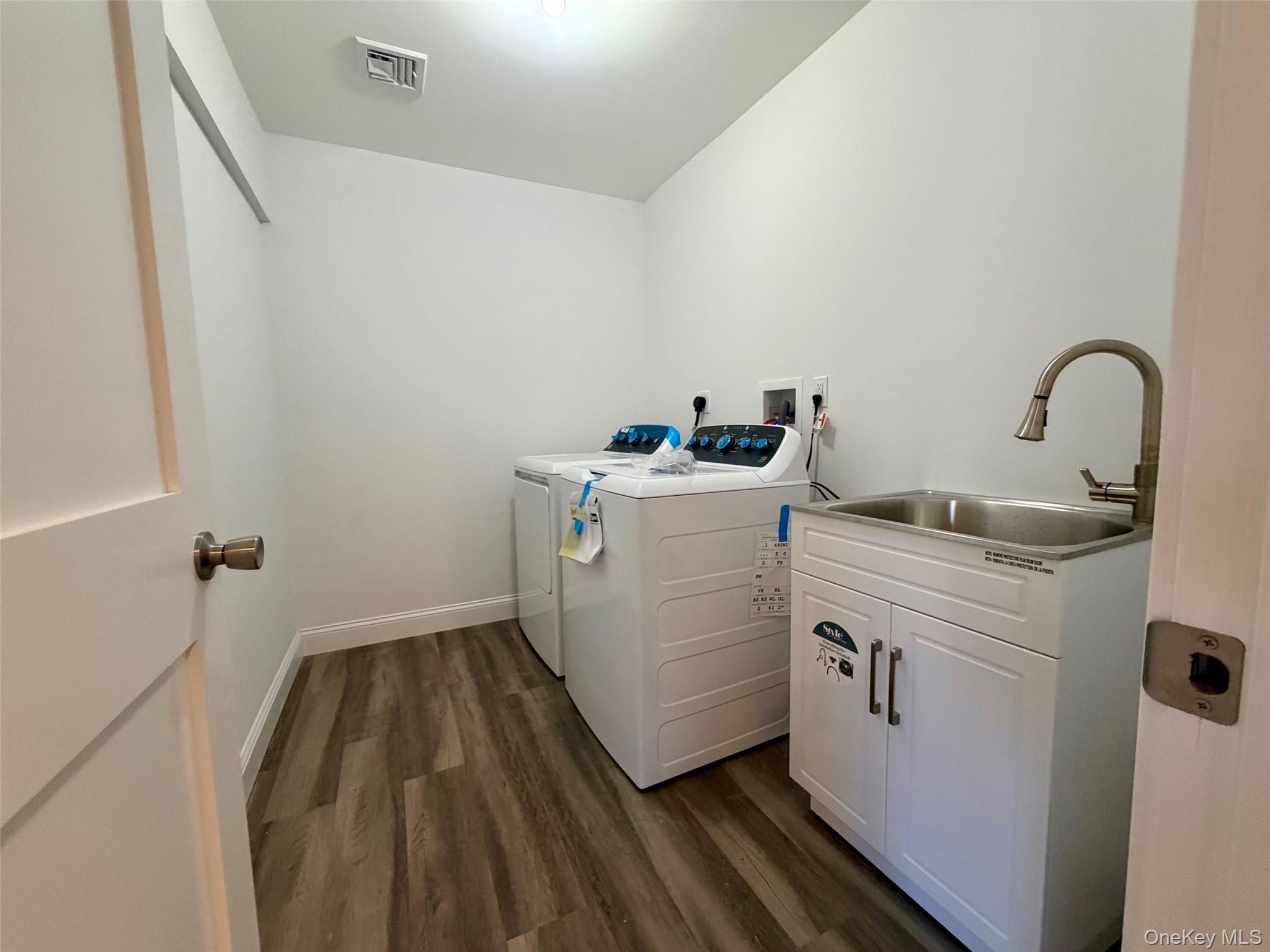 4 Webster Place Patterson, NY 12563 - Photo 25 of 42 a utility room with dryer and washer