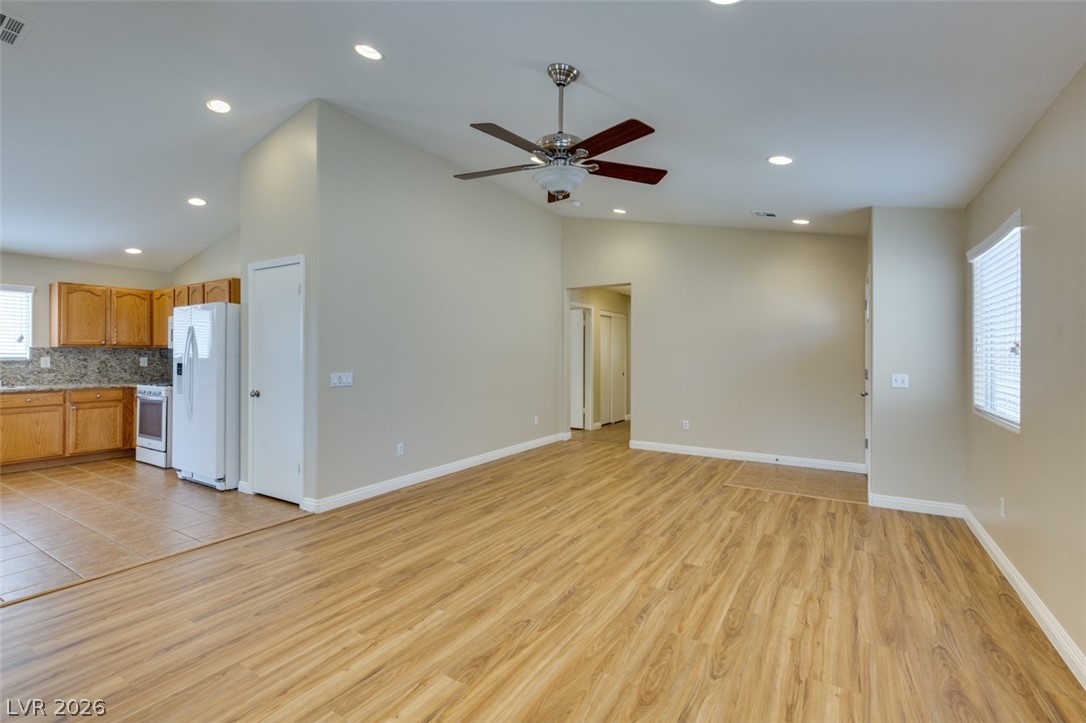 5924 Oakton Street Las Vegas, NV 89130 - Photo 12 of 36