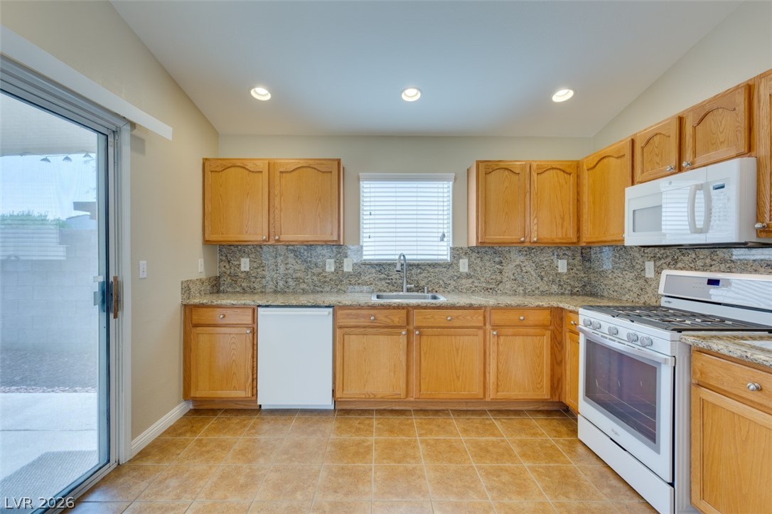 5924 Oakton Street Las Vegas, NV 89130 - Photo 18 of 36