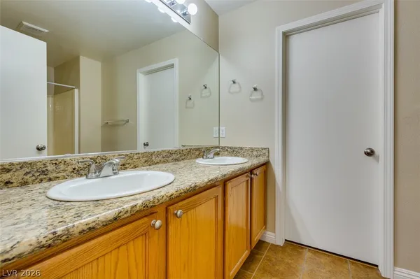 $1,998 | 5924 Oakton Street, Las Vegas, NV 89130