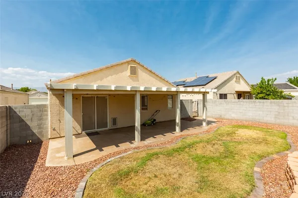 $1,998 | 5924 Oakton Street, Las Vegas, NV 89130