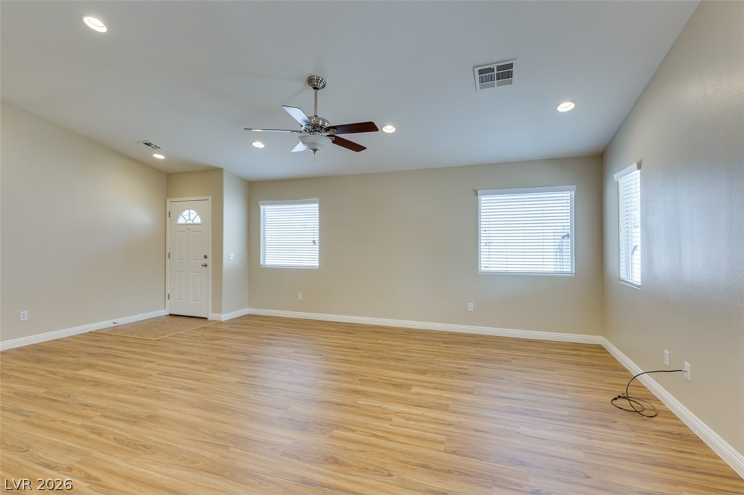 5924 Oakton Street Las Vegas, NV 89130 - Photo 9 of 36