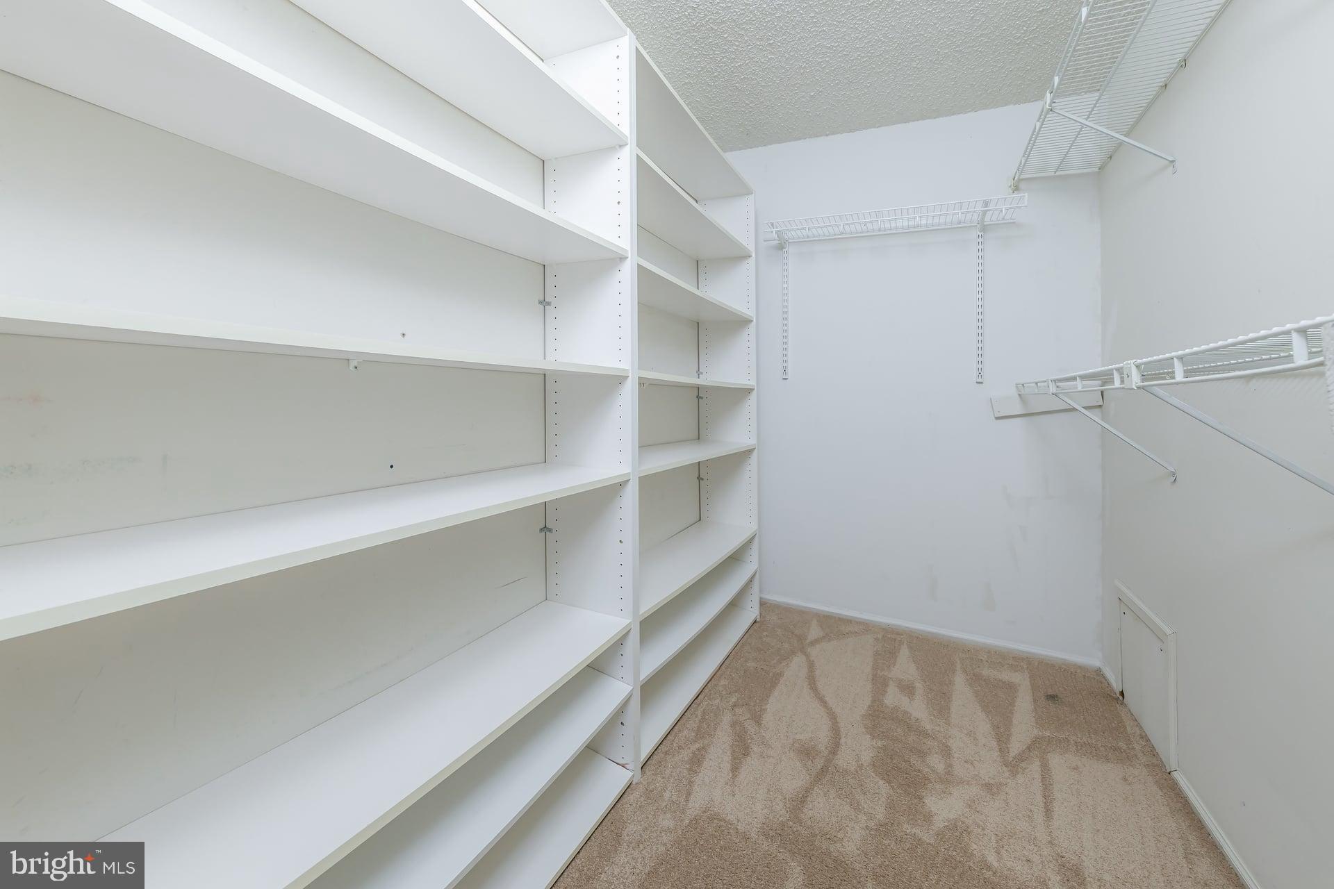 1 Castle Road Shamong, NJ 08088 - Photo 16 of 29 Walk in closet