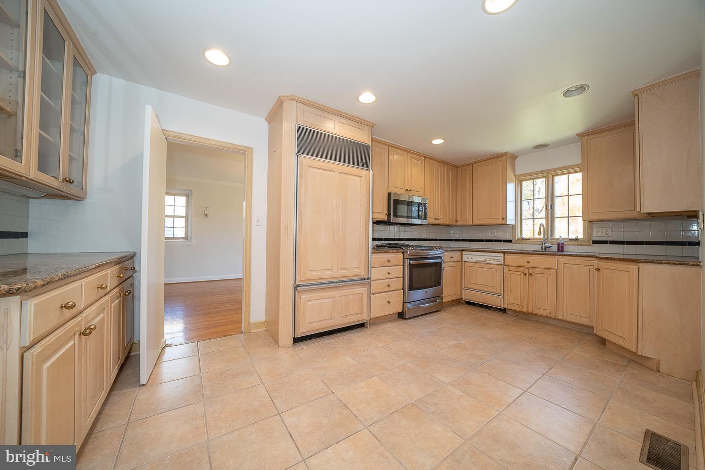 435 Williams Road Wynnewood, PA 19096 - Photo 13 of 43 Gallery Image 13