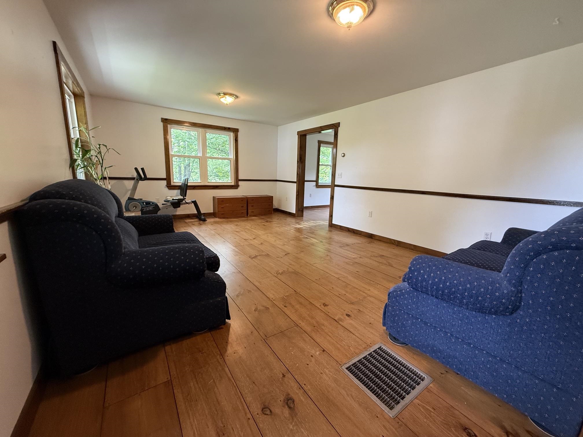 531 Highway 12 Hartland, VT 05048 - Photo 11 of 24